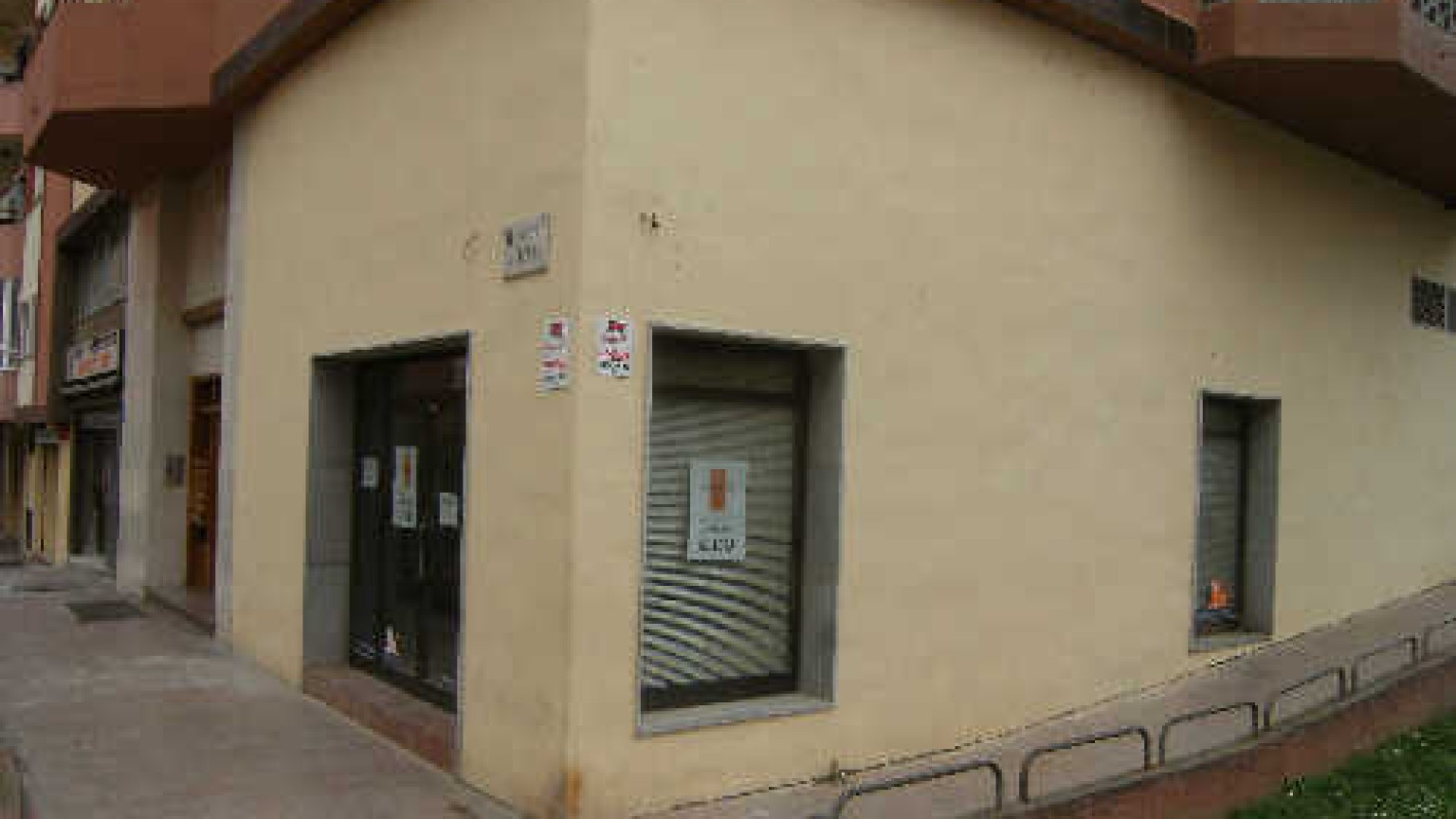 Espace commercial de coin, secteur Parc Bosc. Sup.90m².