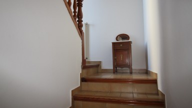 Restored house for sale, in Vilafant, ground floor and two floors. Good condition.