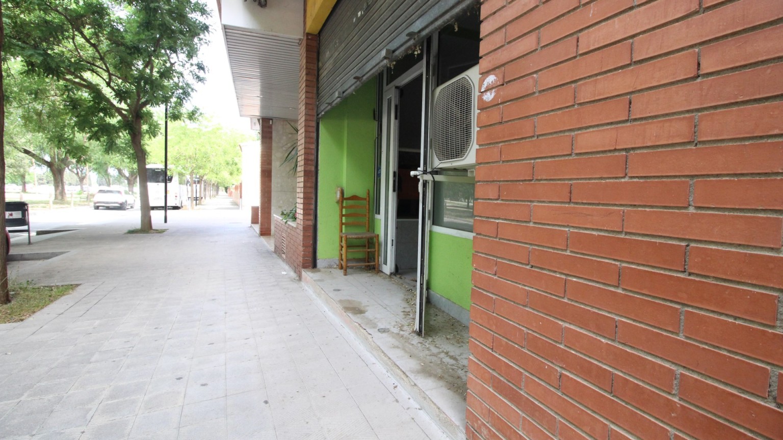 Local comercial en venta en la zona del Eixample. Sup.83m².