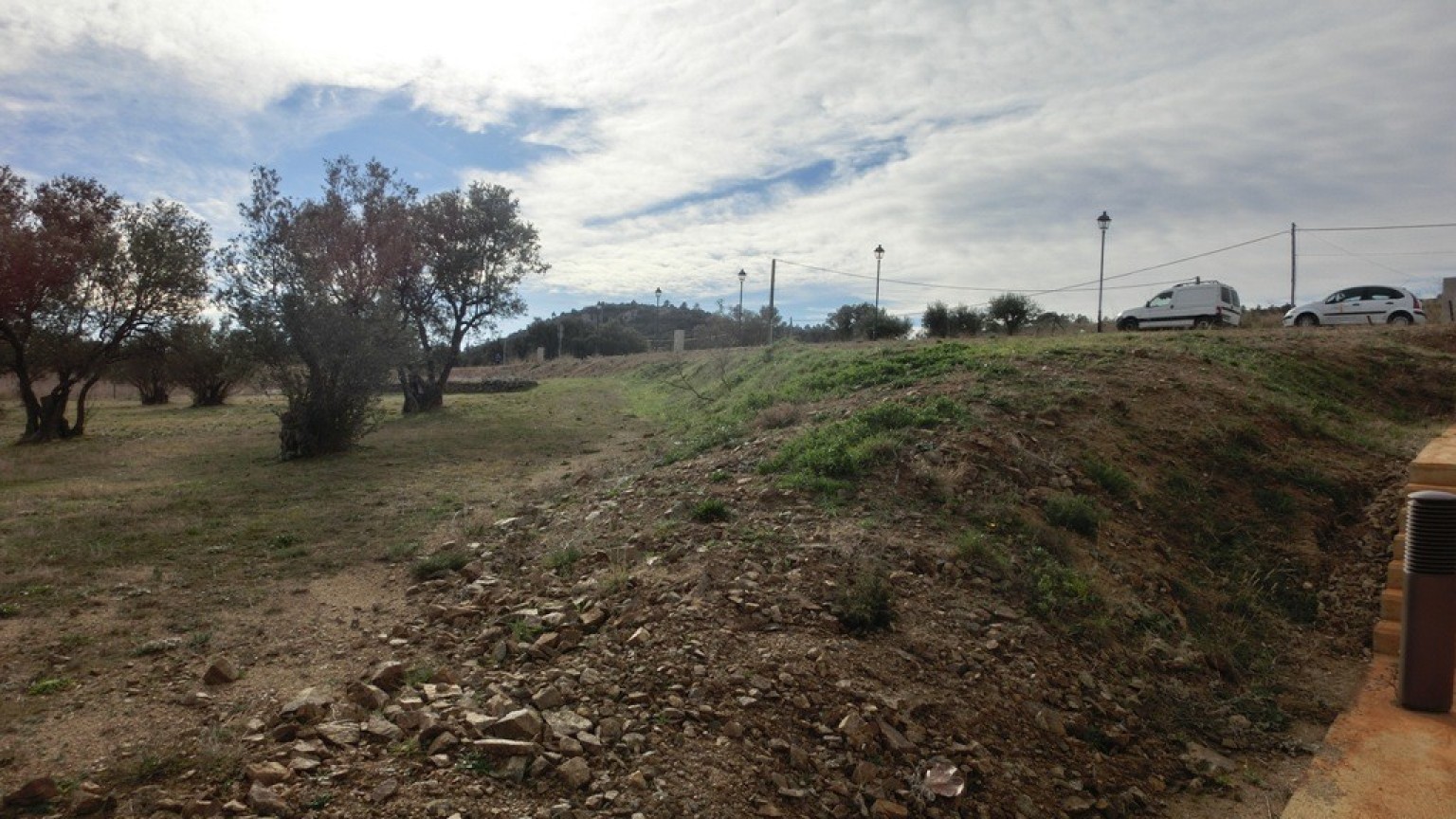 Terrain à vendre de 1.000m² pour construire une maison isolée, à Darnius.