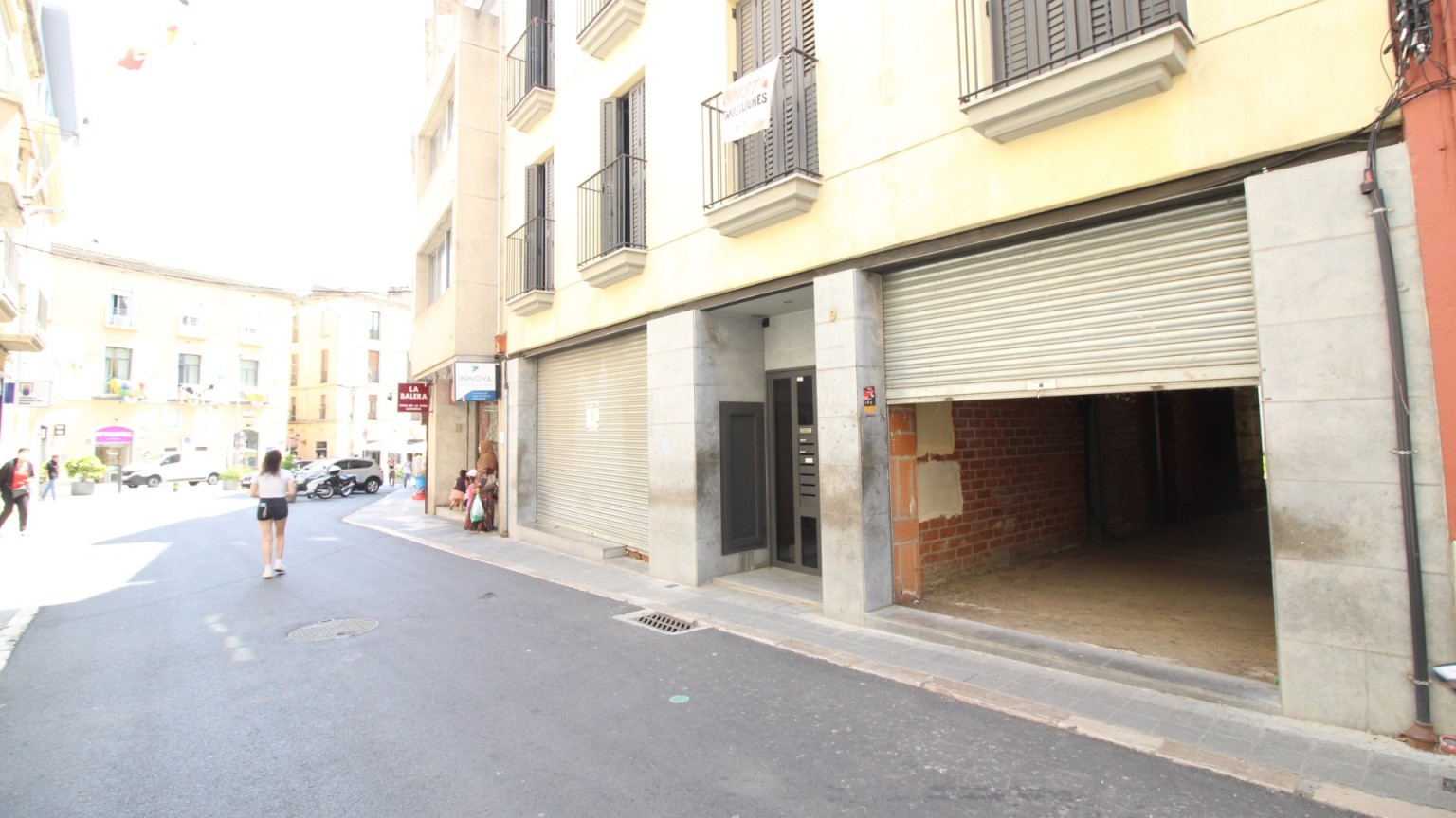 Local comercial en el centro, con muchas posibilidades de negocio
