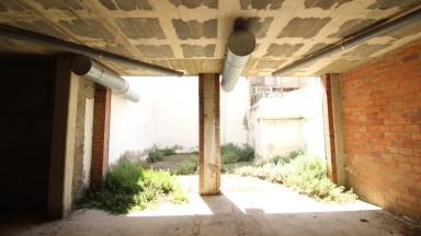 Local comercial en el centro, con muchas posibilidades de negocio