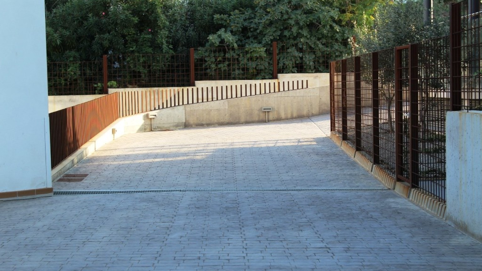 Plaça d'aparcament de lloguer a Les Tonyines