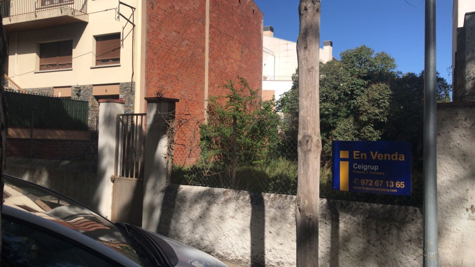 Terrain à vendre situé à Figueres, d'une superficie de 291m².