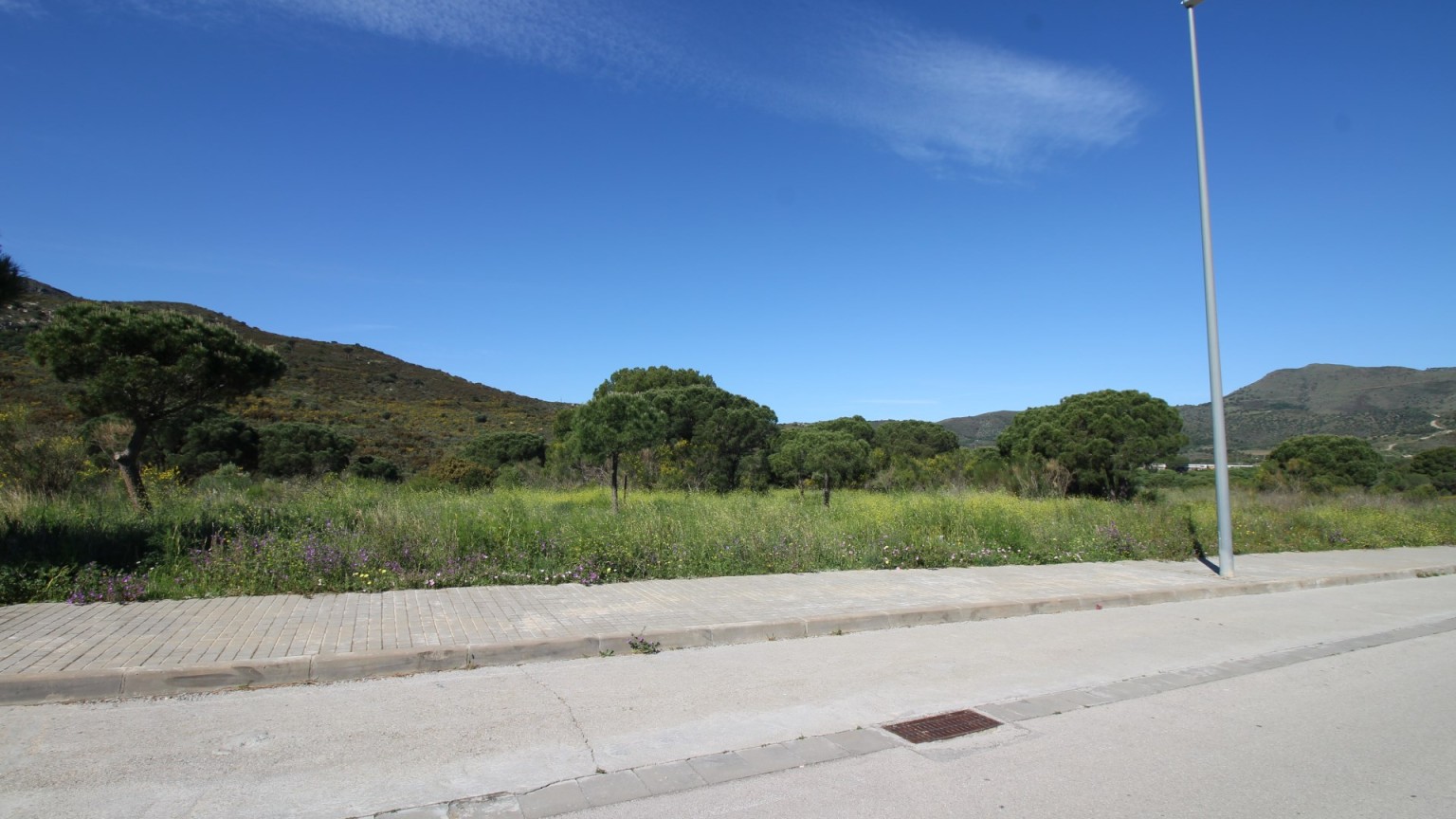 Plot of land for sale in à la Vila