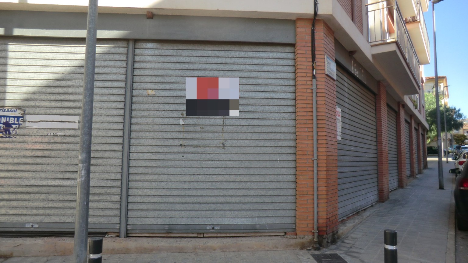 Local comercial en venta, de 184m² a pocos metros del Puerto de Roses.