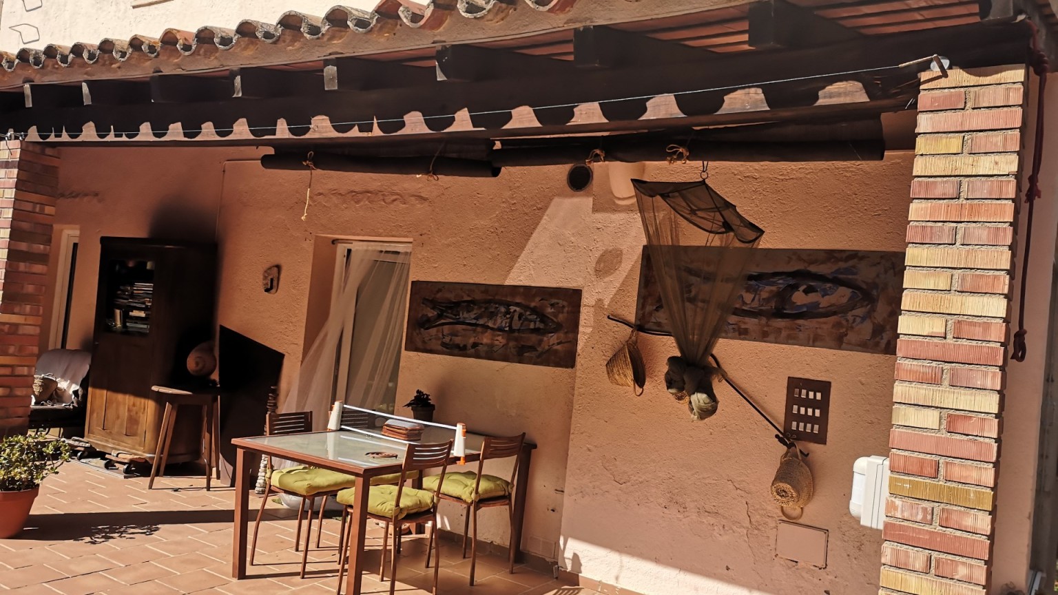 Fantàstica casa en venda a Colera amb vista al mar i a la muntanya