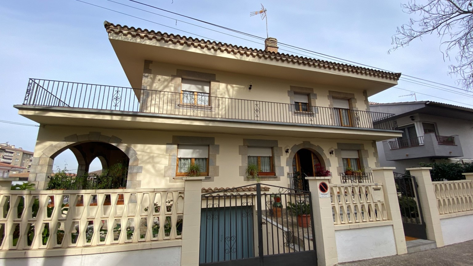 Fantástica casa en venta en la Zona Montilivi-Pericot