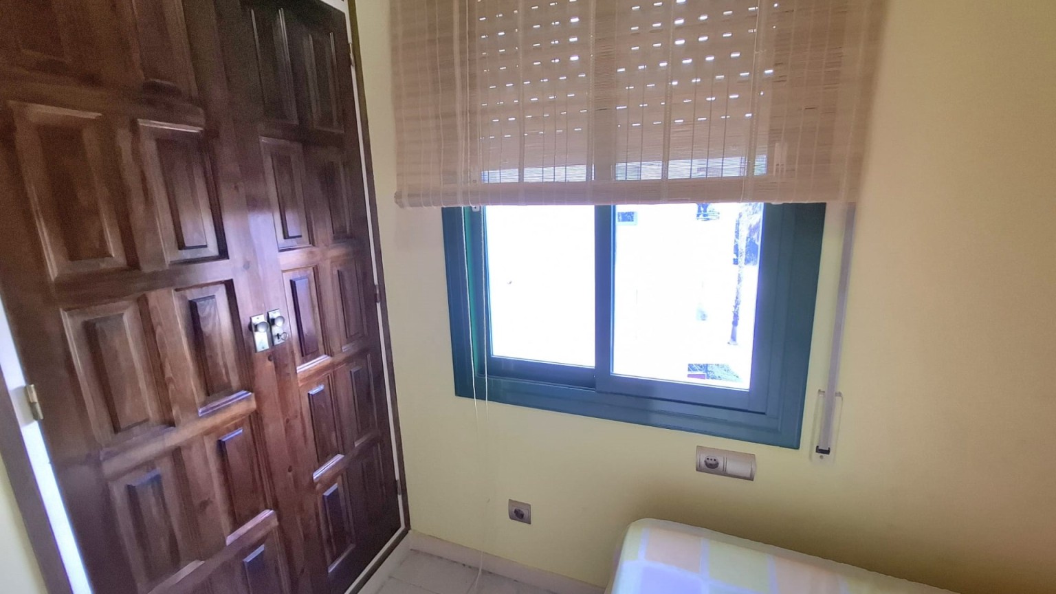 Apartamento en venta con piscina y jardín comunitarios entre El Port y La Vila