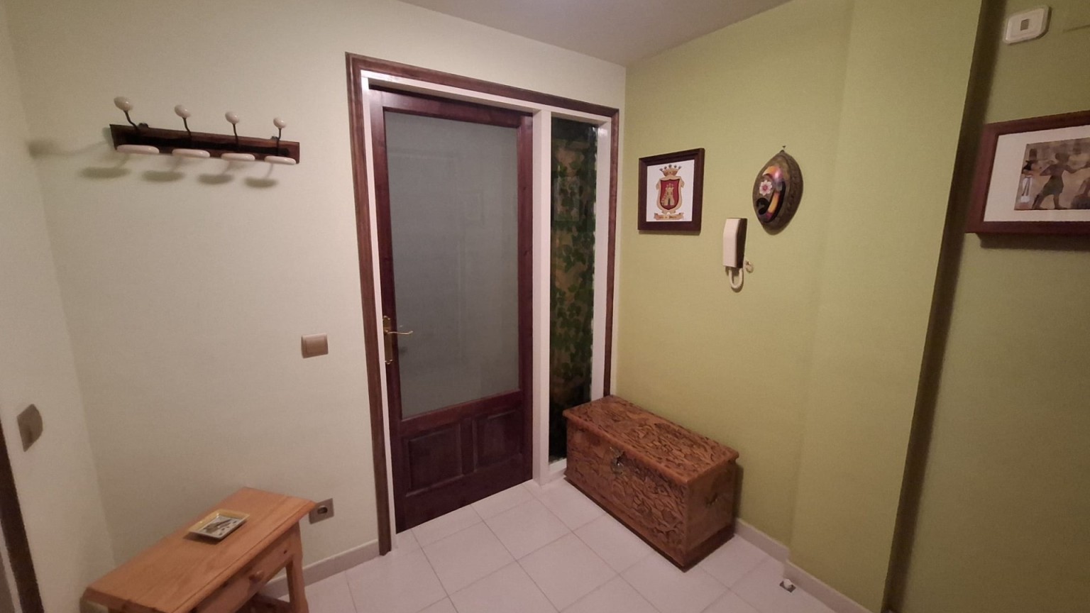 Apartamento en venta con piscina y jardín comunitarios entre El Port y La Vila