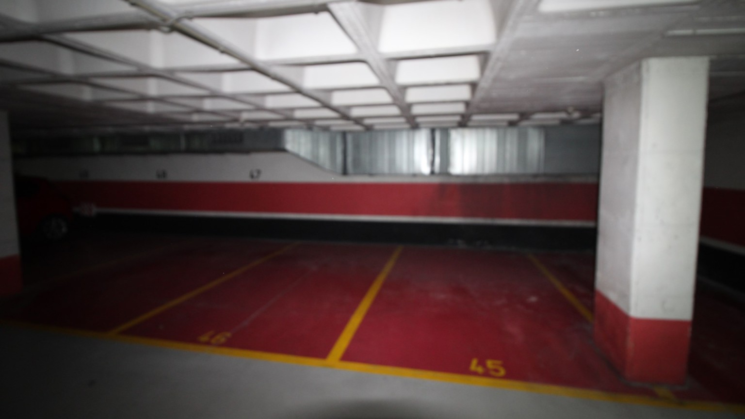 Plaza de parking de alquiler, zona centro.