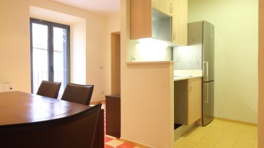 Duplex en venta, de 3 habitaciones con plaza de parking en Garriguella.