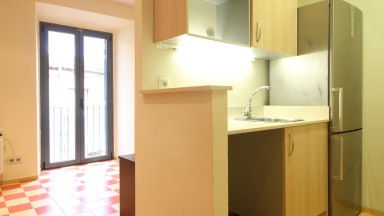 Duplex en venta, de 3 habitaciones con plaza de parking en Garriguella.