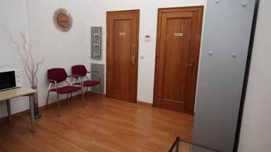 Office for rent, a few meters from the center, area 80m ².