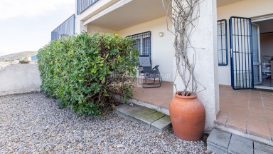 Apartment for sale on the ground floor with private garden in La Bateria
