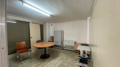 Local comercial de 250m2 en planta baja. 