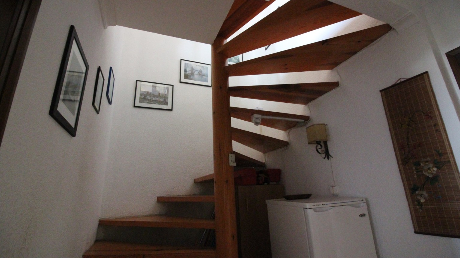 Casa en venta a tres niveles,  con fantásticas vistas al mar , en Roses