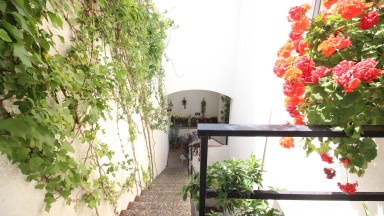 Casa en venta a tres niveles,  con fantásticas vistas al mar , en Roses