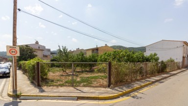 Terrain à bâtir à vendre, situé à Bescanó.