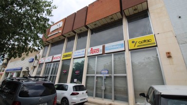 Warehouse for sale, three floors, total area 4700m².