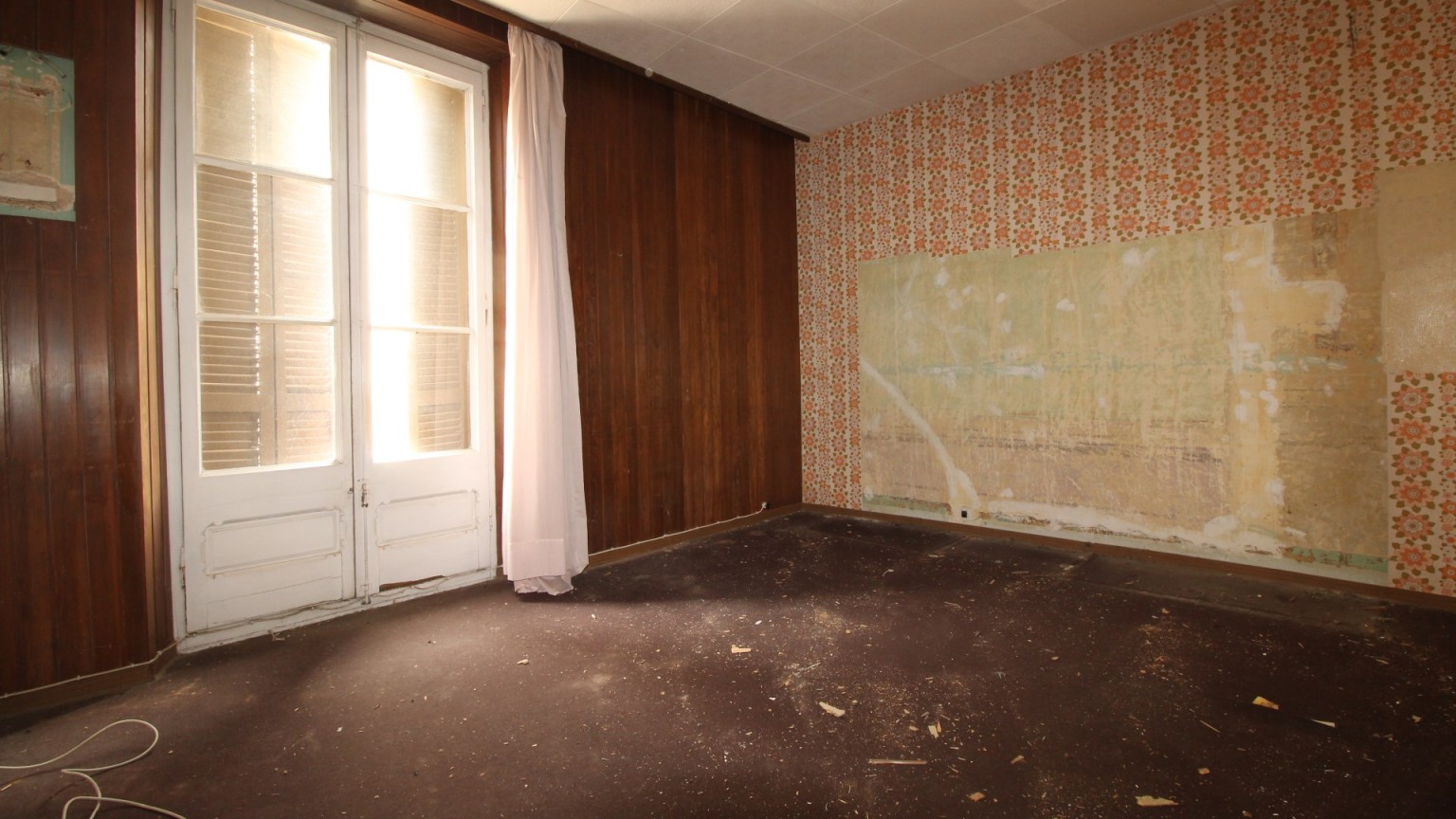 Oportunitat d'inversió: 7 habitatges en venda, per reformar, al centre ciutat