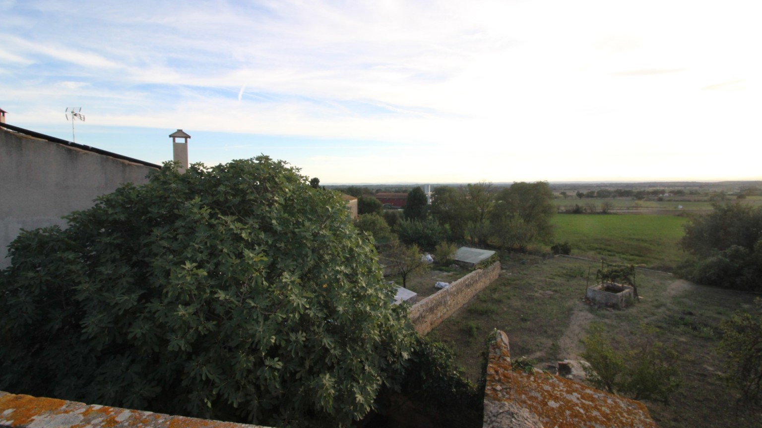 Masia en venta, con terreno, en Pau.