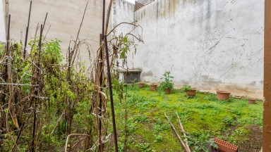 Casa adossada en venda a Vilablareix.