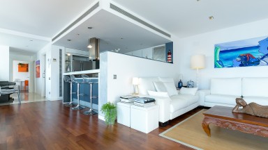 Magnífica villa en venta, en Almadrava, con gran piscina privada y espectaulares vistas al mar