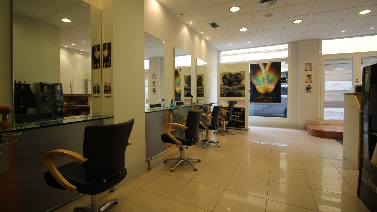 Coiffeur à louer à Figueres centre