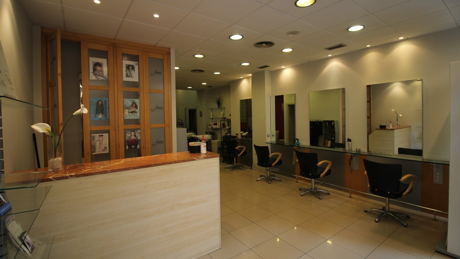 Coiffeur à louer à Figueres centre