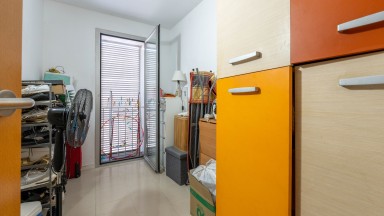 Flat for sale in the Vila-roja district of Girona.