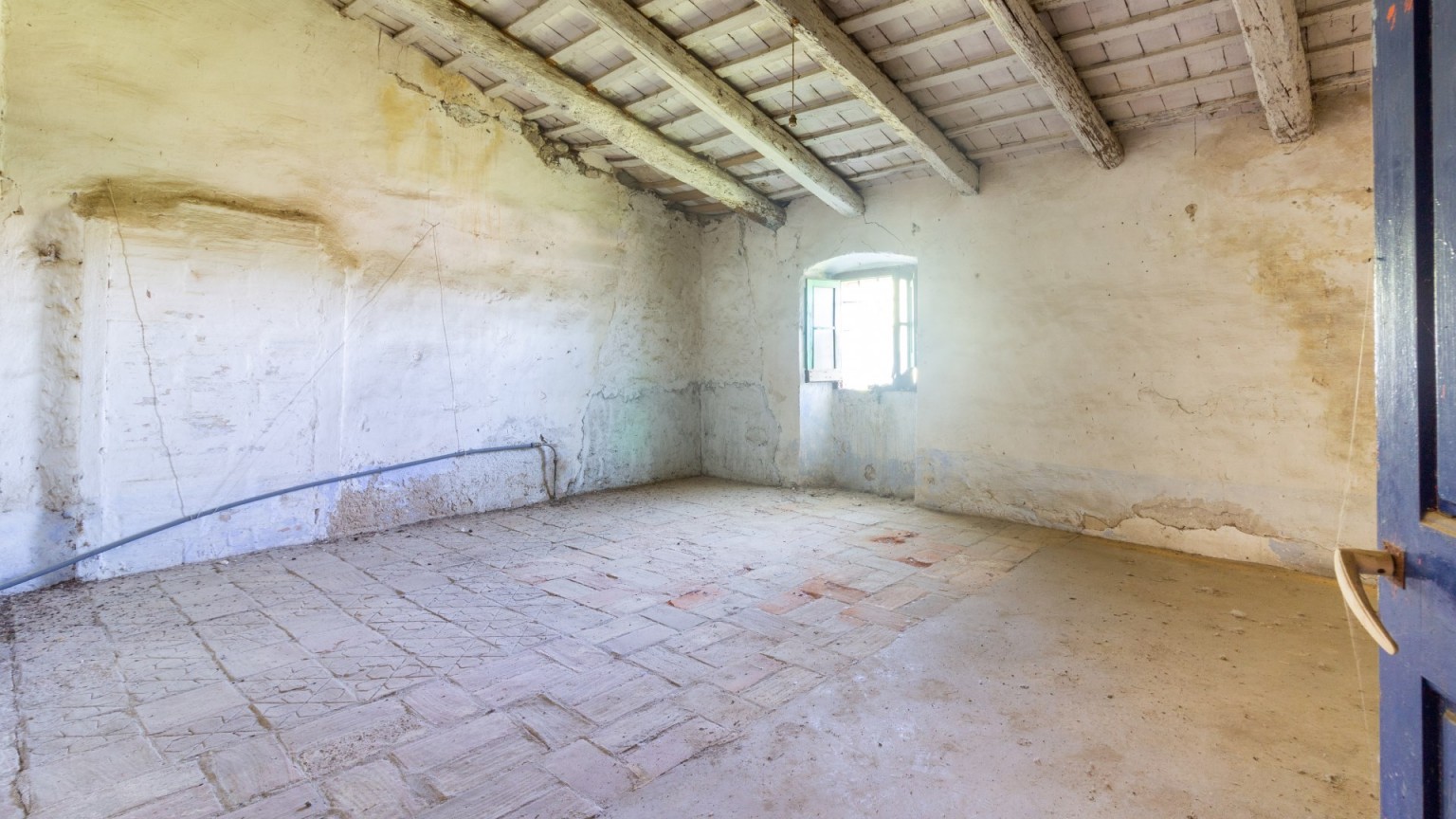 Farmhouse for sale of 427m² in the Palau-Sacosta area of ​​Girona