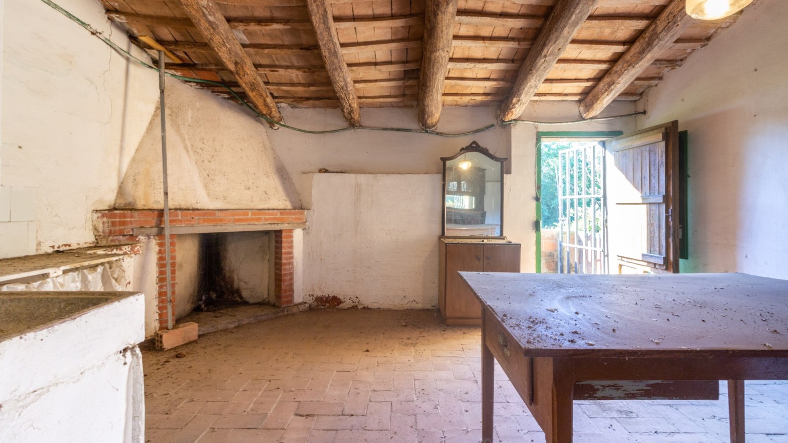 Farmhouse for sale of 427m² in the Palau-Sacosta area of ​​Girona