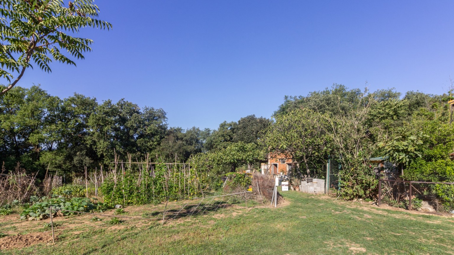 Farmhouse for sale of 427m² in the Palau-Sacosta area of ​​Girona