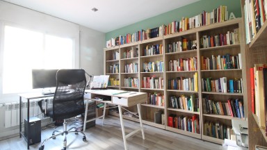 Excel·lent pis en venda, totalment reformat, 4 habitacions, cèntric.