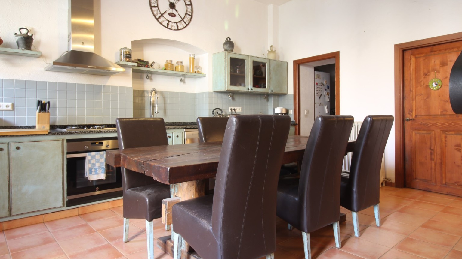 House for sale of ground floor and two floors, with patio and terrace in Cabanes
