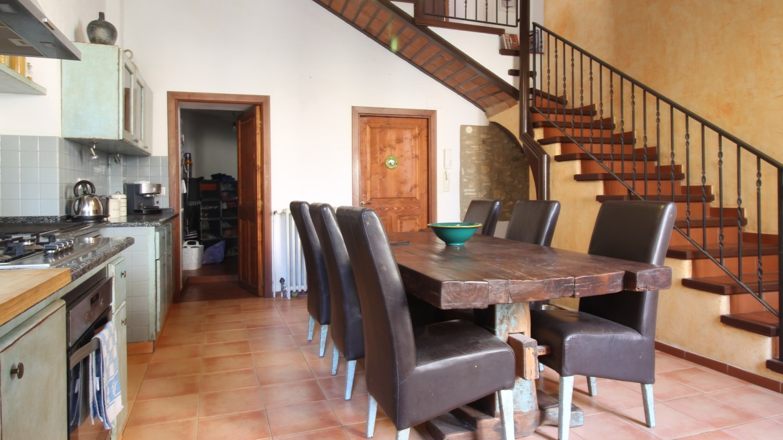 House for sale of ground floor and two floors, with patio and terrace in Cabanes