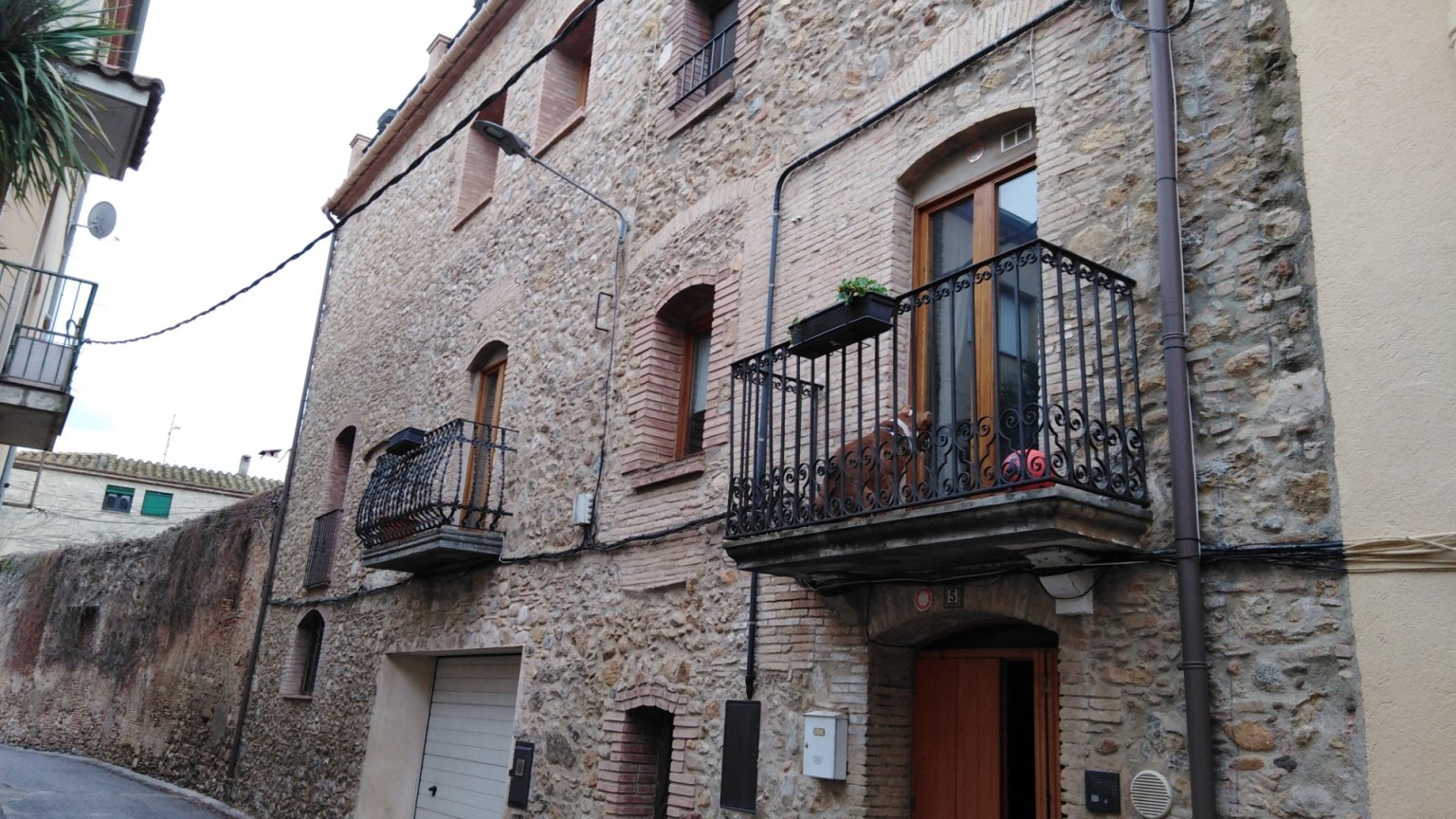 House for sale of ground floor and two floors, with patio and terrace in Cabanes