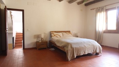 House for sale of ground floor and two floors, with patio and terrace in Cabanes