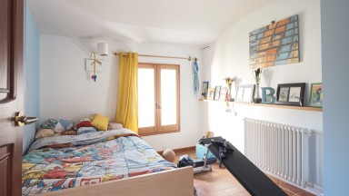 House for sale of ground floor and two floors, with patio and terrace in Cabanes