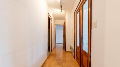 Amplio piso de venta en el centro de Girona