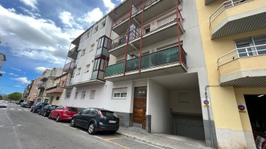 Dúplex en venta, de 3 habitaciones, con parking incluido, zona Horta Capallera