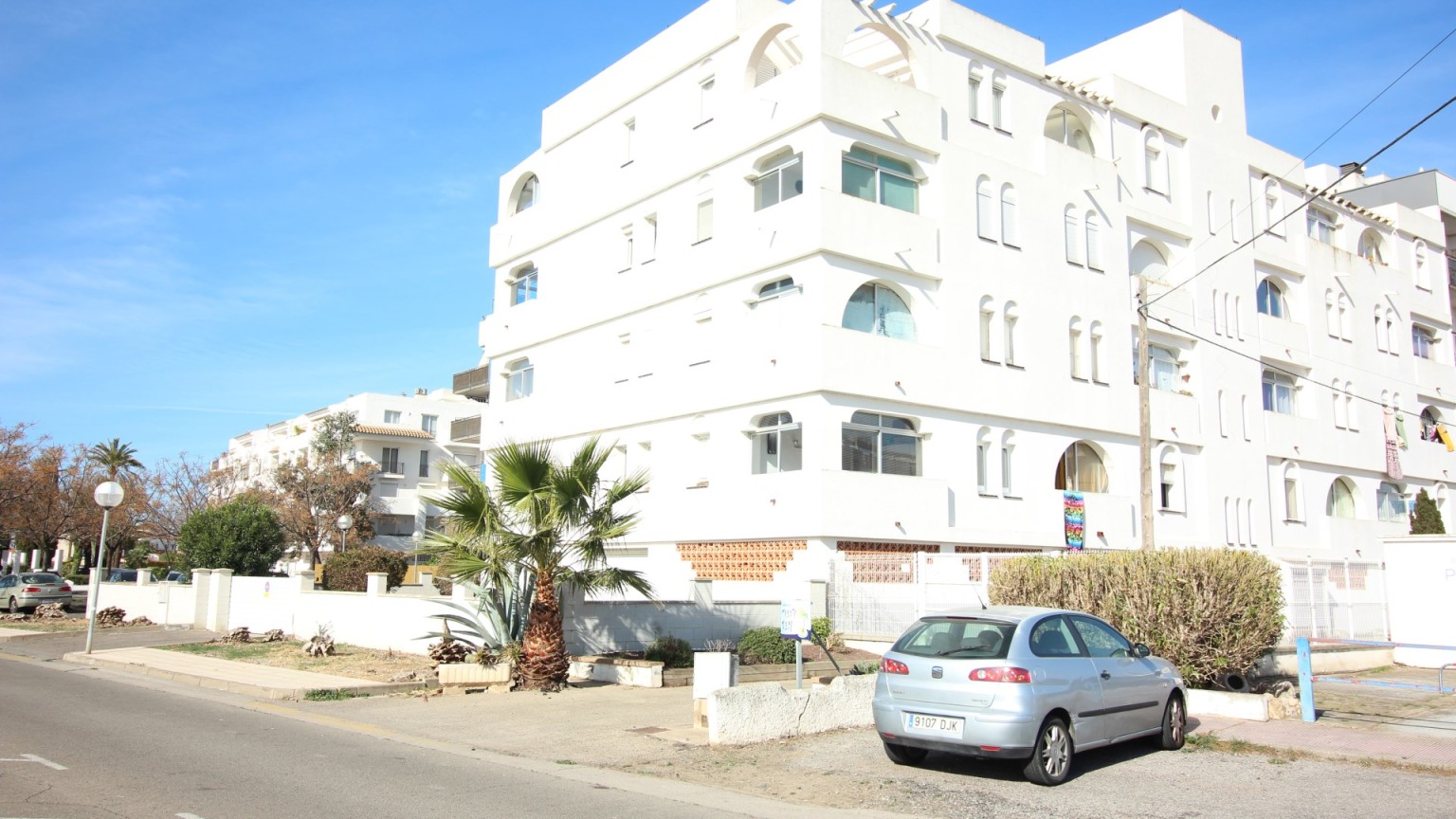 Appartement à vendre avec 1 chambre à coucher, dans la ville de Sta Margarita de Roses.