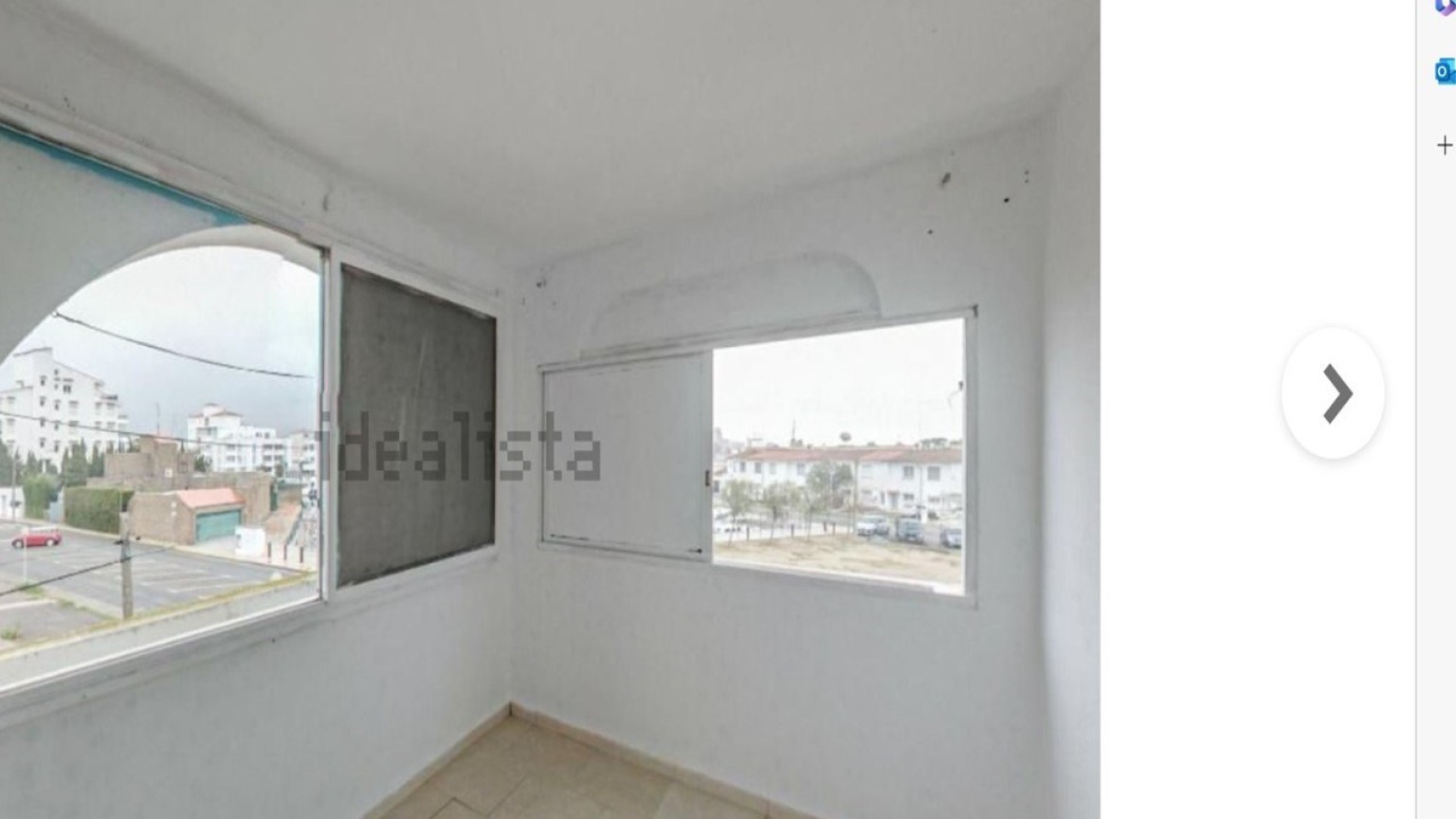 Piso en venta de 1 habitación, en urb. Sta Margarita de Roses.