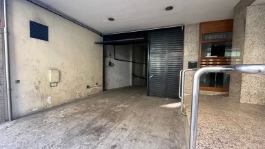 Plaza de parking en venta, céntrica.