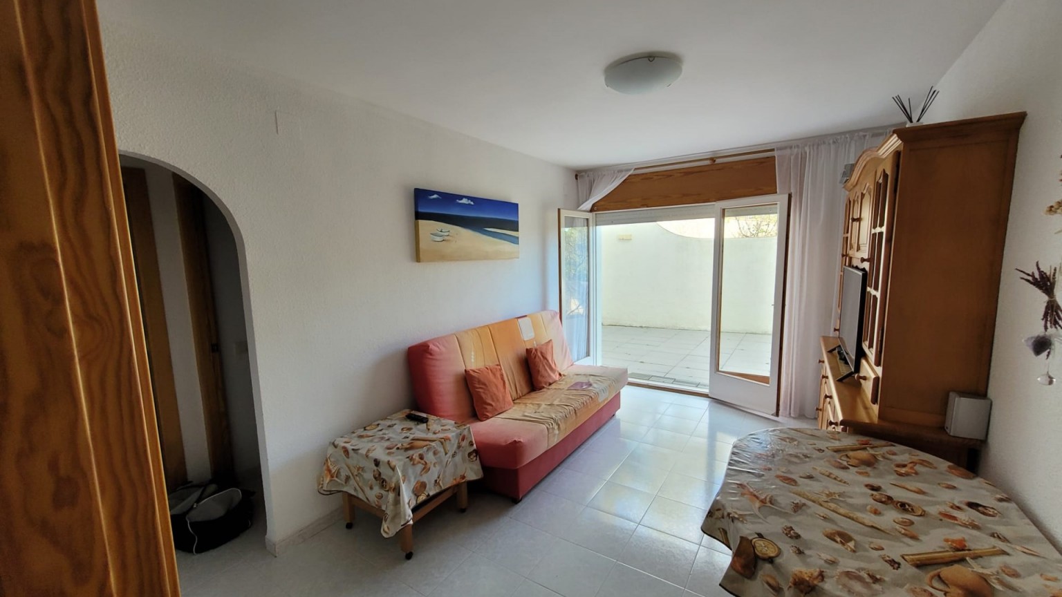 Bonito apartamento en alquiler en Cap Ras