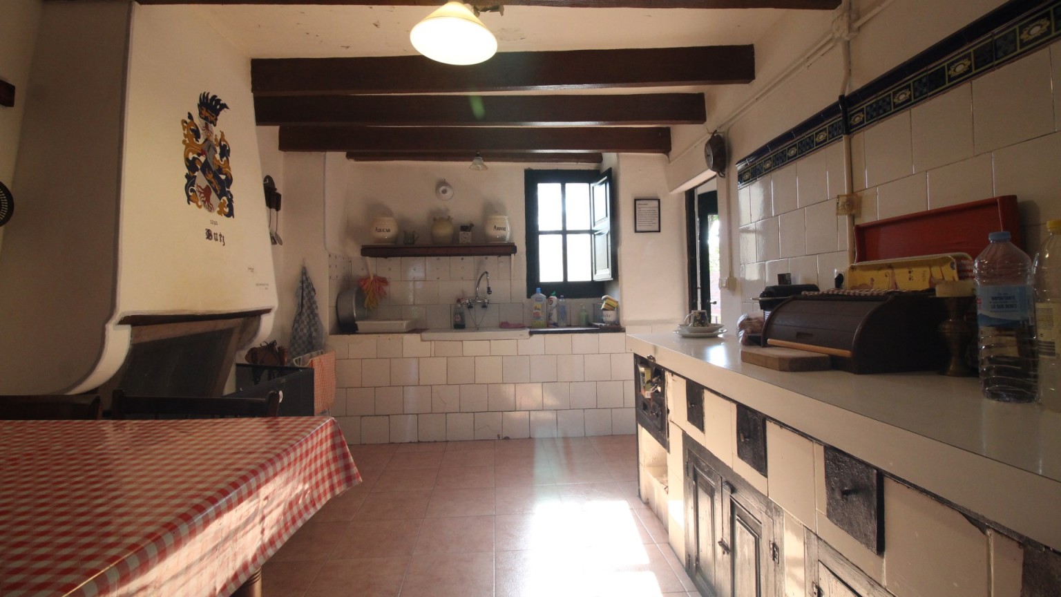 Magnificent rustic house for sale, with large terrace and garden in Mollet de Perelada.