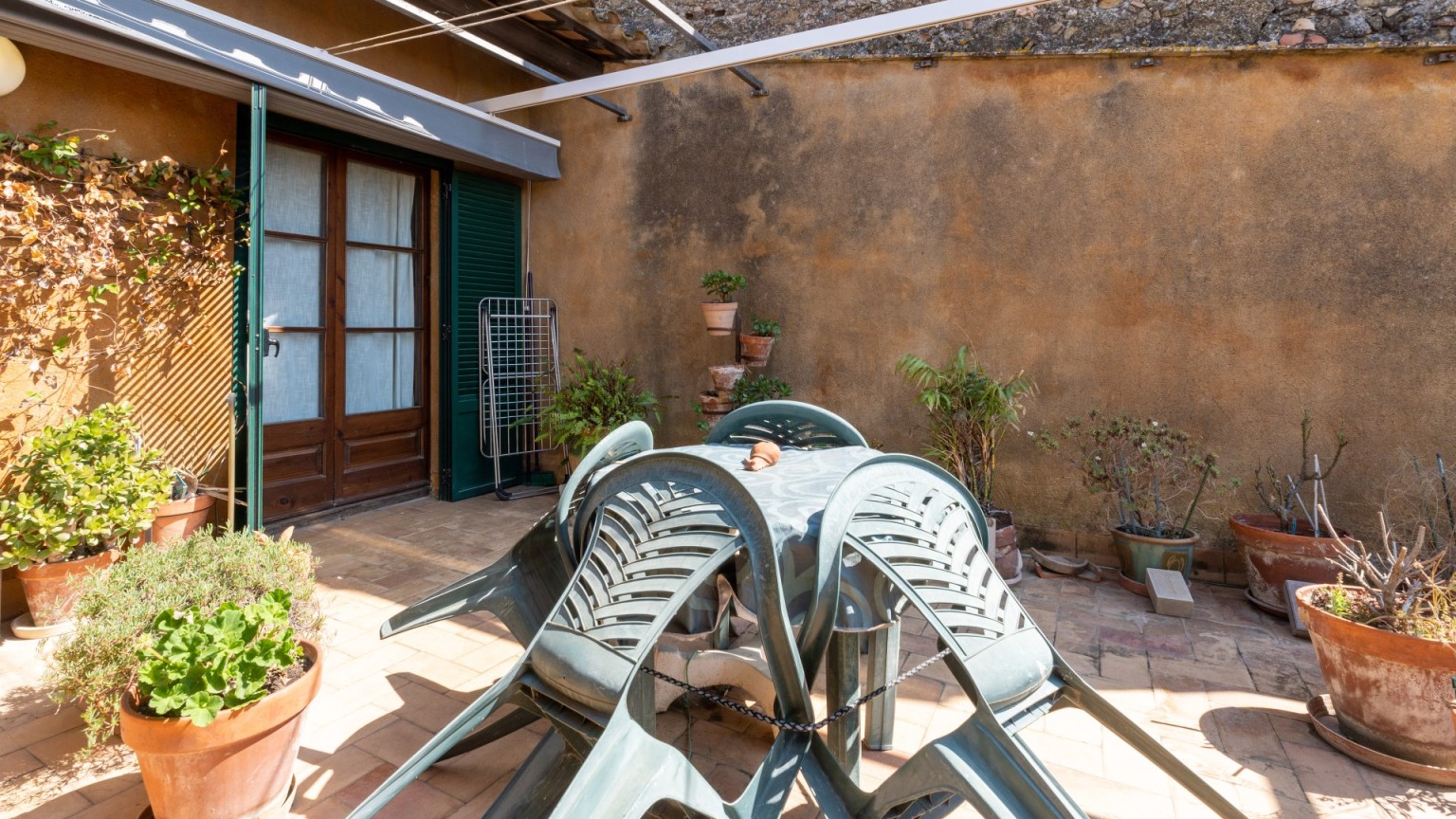 Rustic house for sale in La Tallada d'Empordà