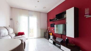 House for sale in the Vila-roja district of Girona.