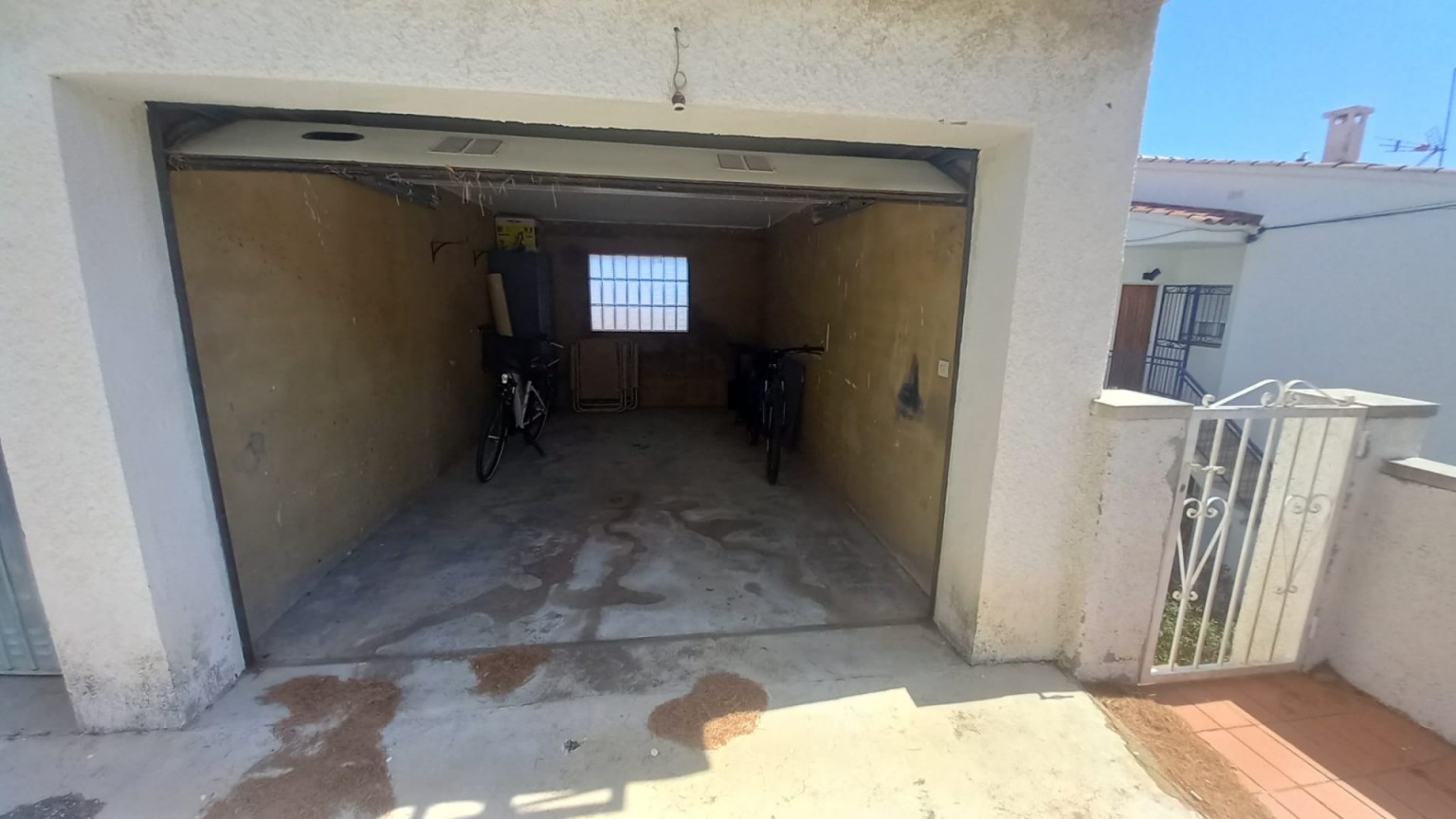 Garaje cerrado en venta en Cau del Llop